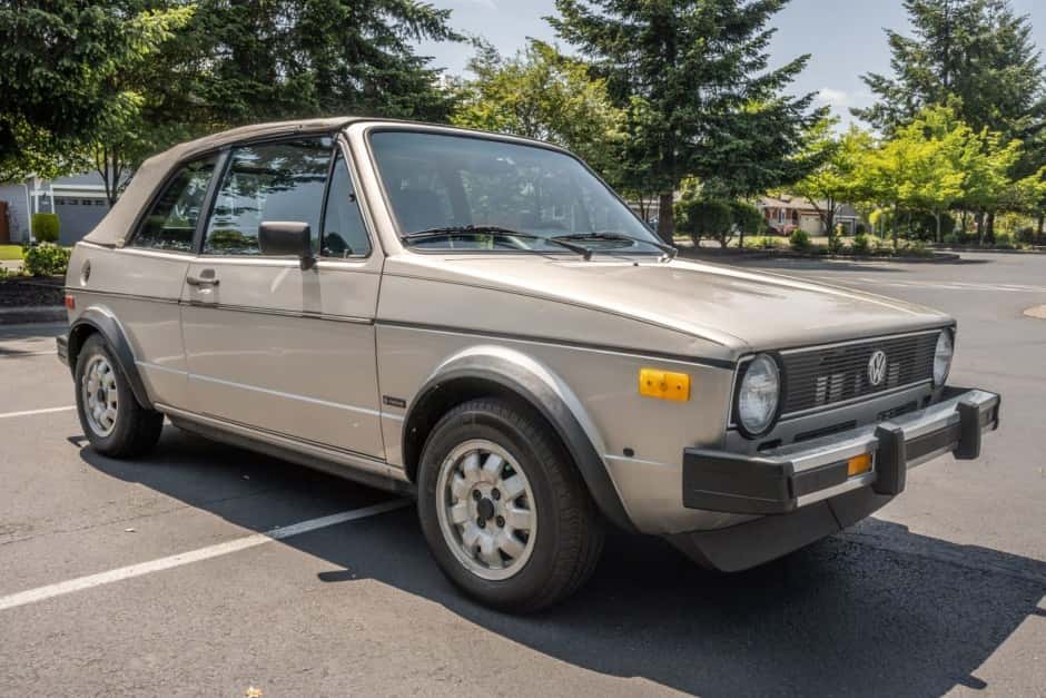 1985 Volkswagen Golf/Rabbit Cabriolet sold for $2,085