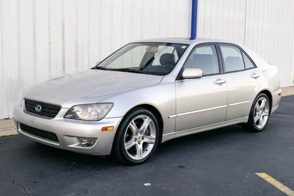 2004 Lexus IS sold for $11,750