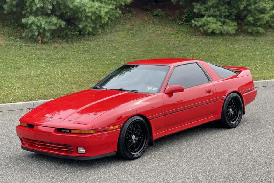 1990 Toyota Supra A70 (1986-1992) sold for $15,805