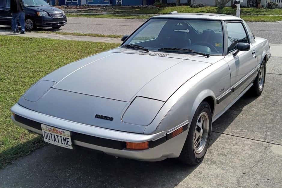 1983 Mazda RX-7 FB sold for $10,000