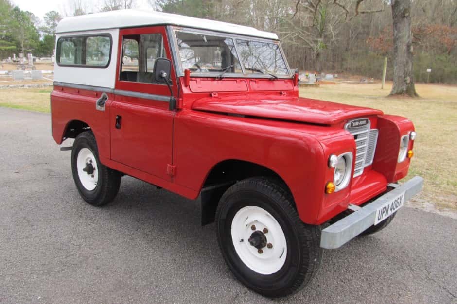 1982 Land Rover Series 88 sold for $24,000
