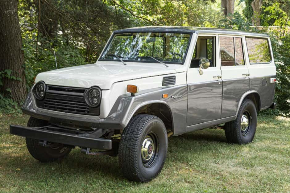 1974 Toyota Land Cruiser FJ55 sold for $35,500