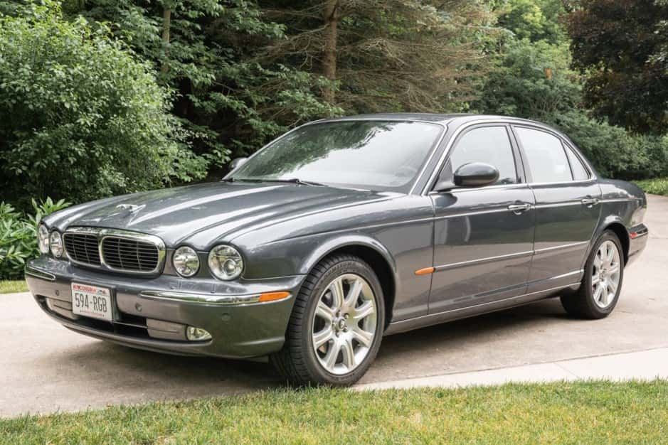 2004 Jaguar X350/X356/X358 XJ (2004-2009) sold for $13,600