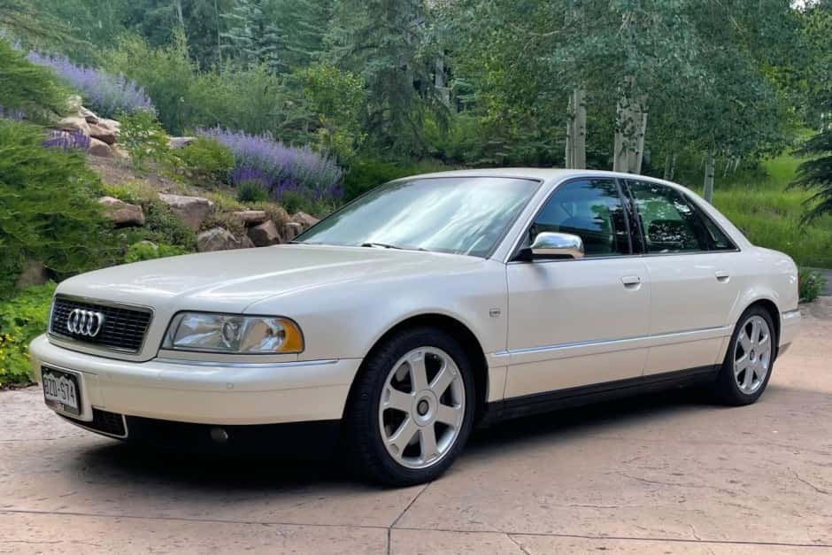 2001 Audi S8 sold for $13,250