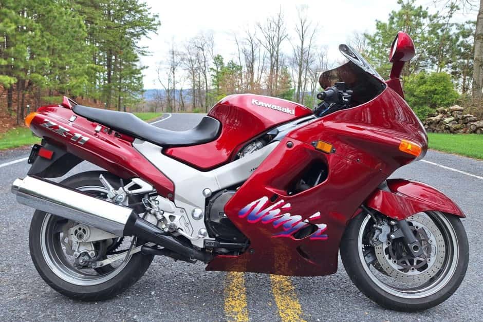 1993 Kawasaki Ninja sold for $4,600