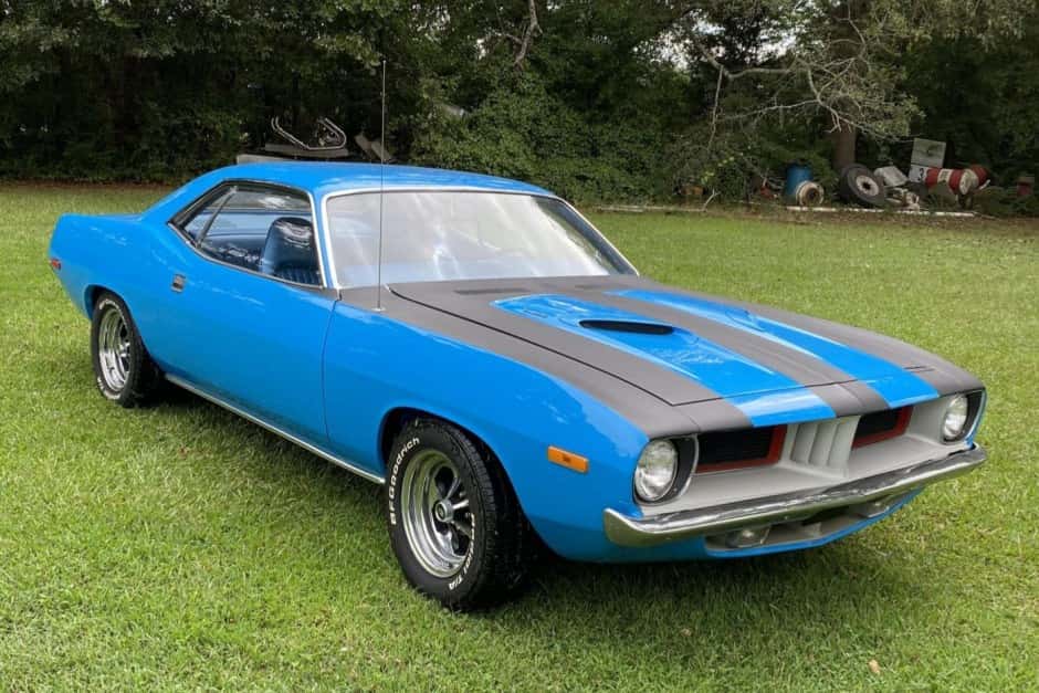 1972 Plymouth Barracuda sold for $32,000