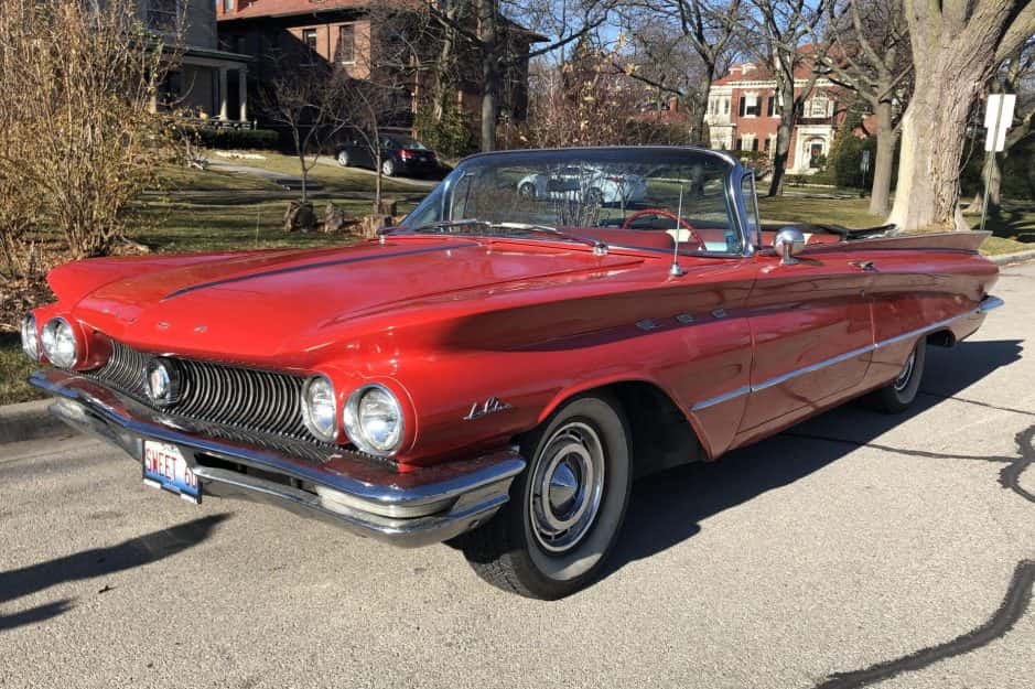 1960 Buick LeSabre sold for $22,527