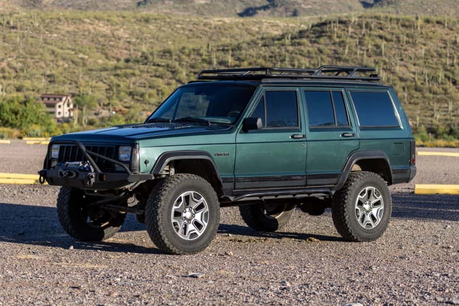 1994 Jeep XJ Cherokee sold for $5,500