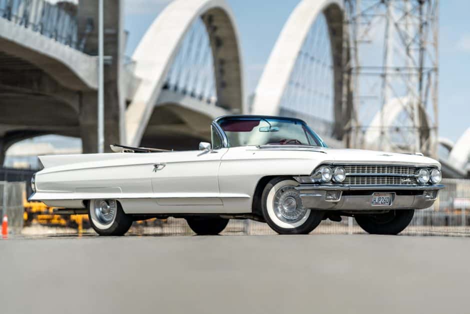 1962 Cadillac Series 62 sold for $22,250