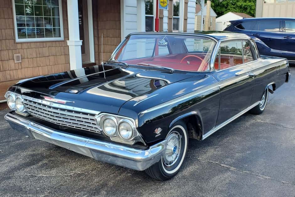 1962 Chevrolet Impala sold for $36,500
