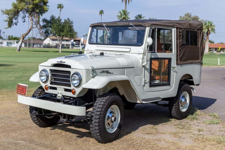 1960 Toyota Land Cruiser FJ25 sold for $39,000