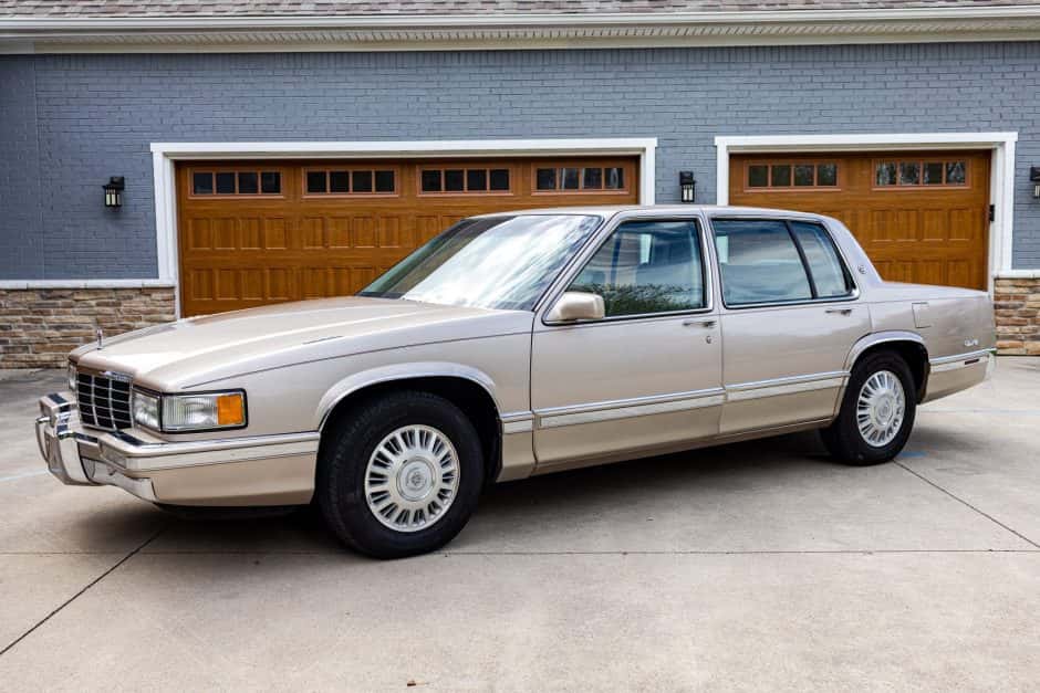 1993 Cadillac DeVille sold for $7,310