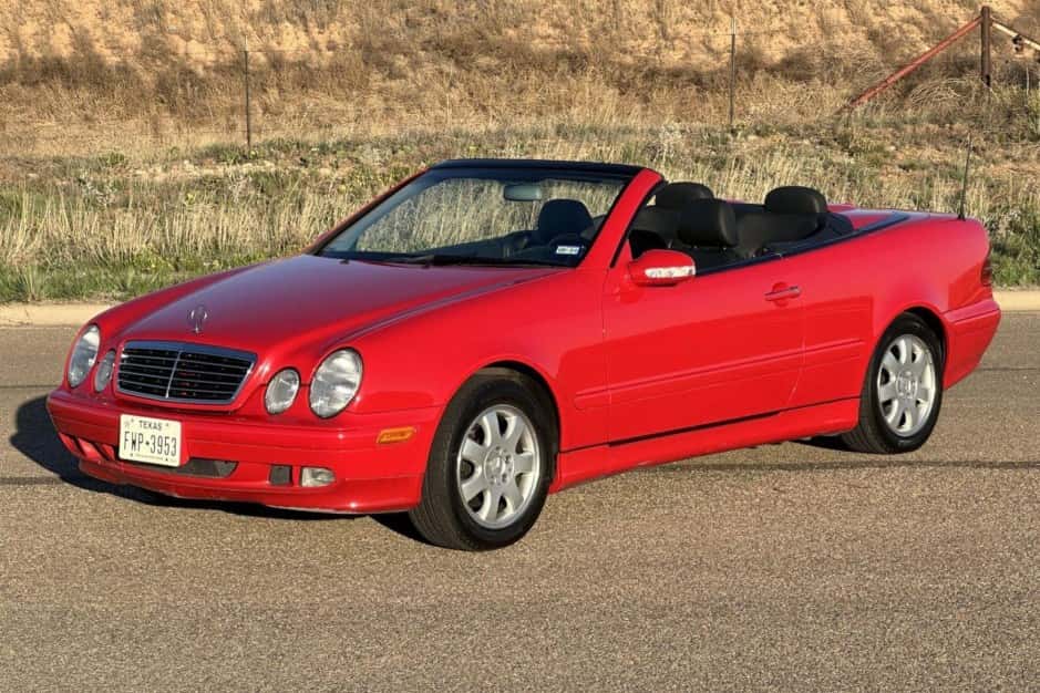 2001 Mercedes-Benz CLK-Class sold for $7,800