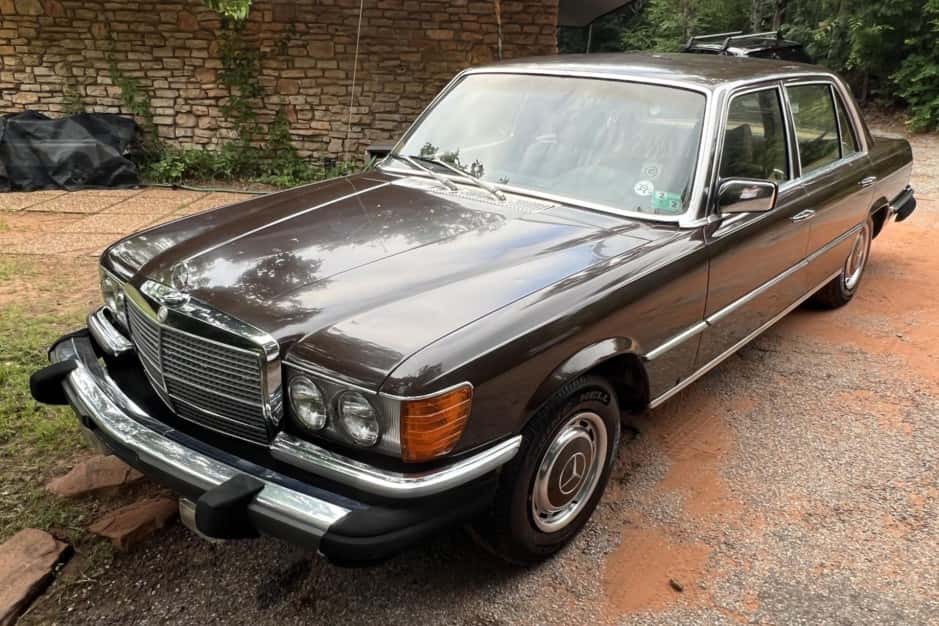 1974 Mercedes-Benz W116 S-Class sold for $6,100