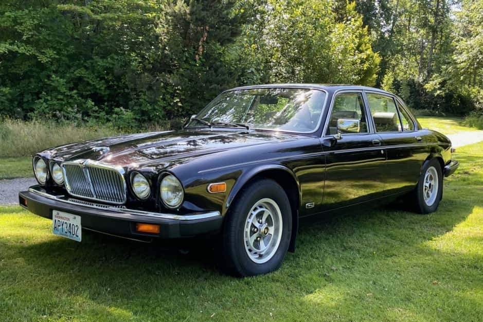 1992 Jaguar XJ Series 3 (1980-1992) sold for $23,000
