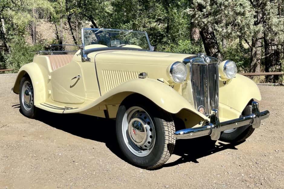 1952 MG TD sold for $19,000