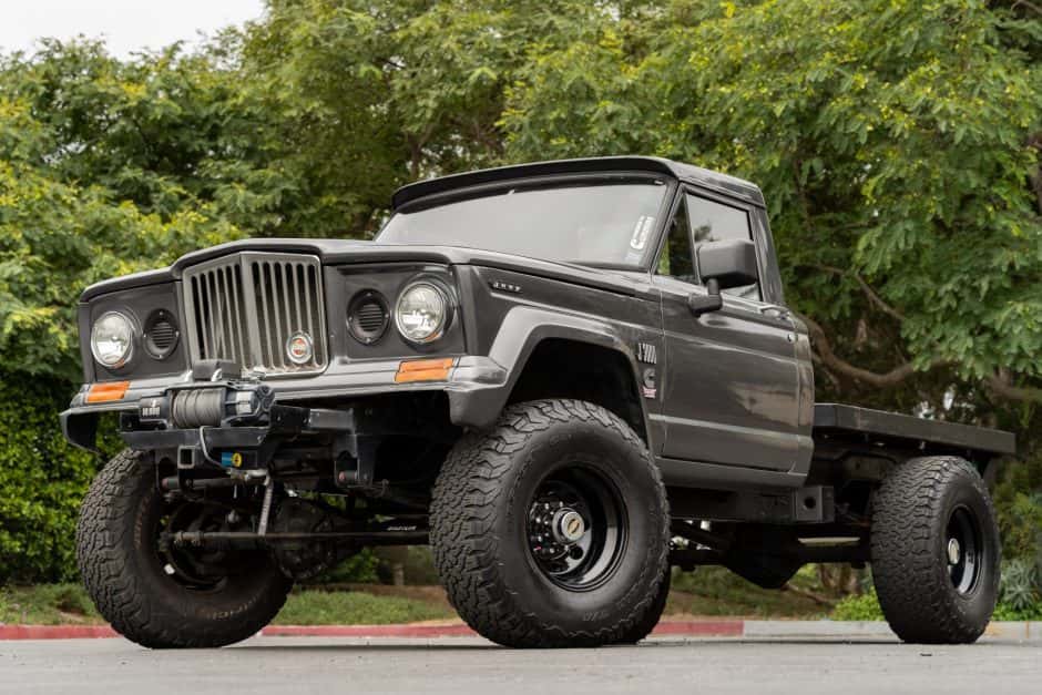 1969 Jeep Pickup sold for $29,250
