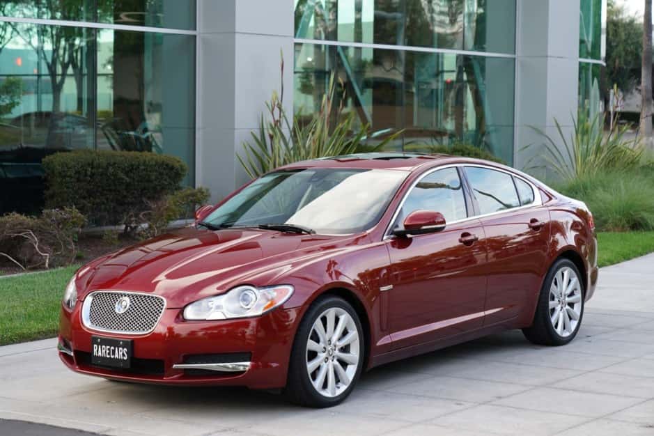 2011 Jaguar XF sold for $23,750