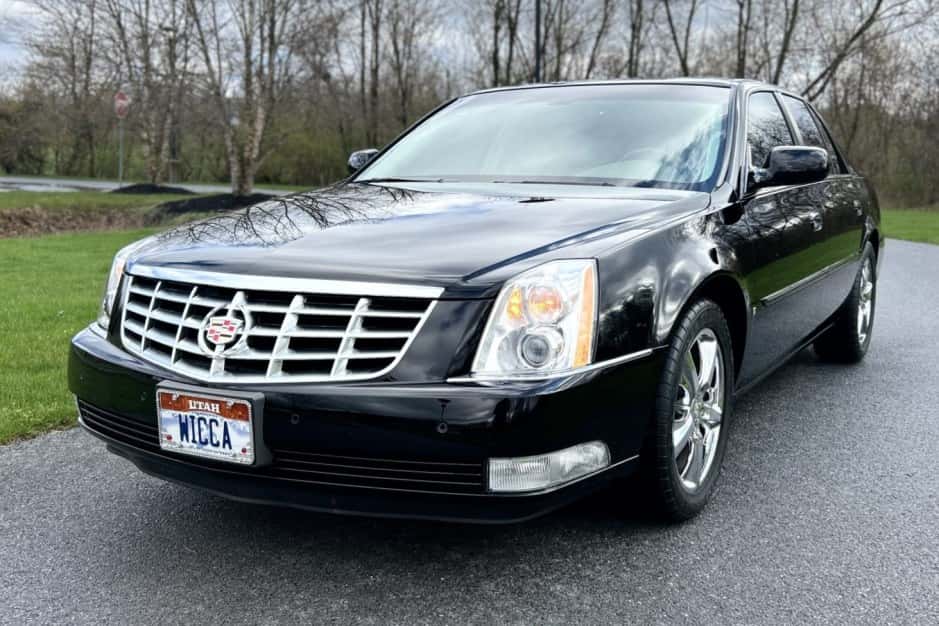 2006 Cadillac DTS sold for $15,000