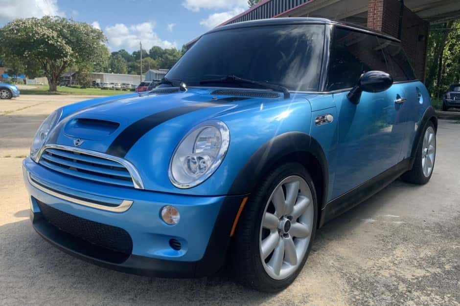2005 Mini R53 Cooper S sold for $10,750
