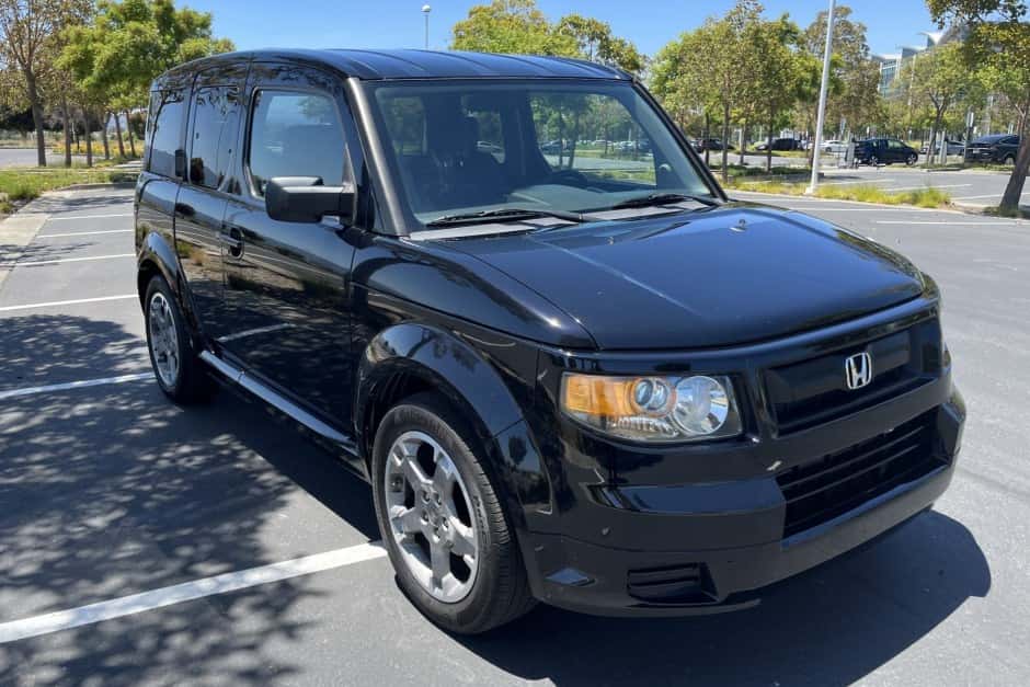 2008 Honda Element sold for $15,001