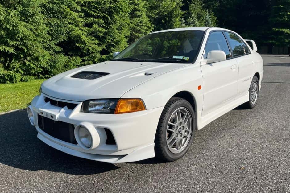1997 Mitsubishi Lancer Evolution sold for $24,250