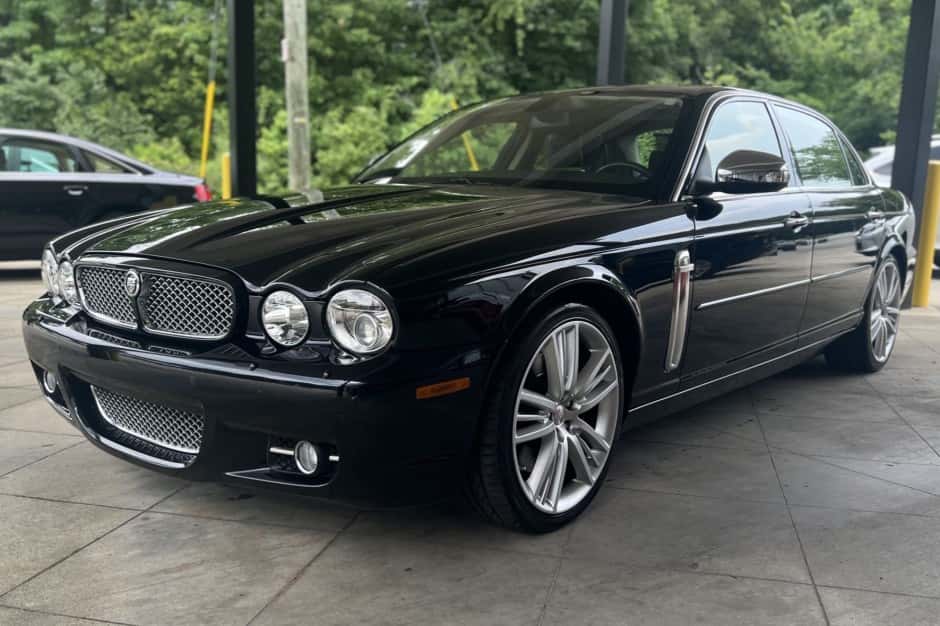 2009 Jaguar X350/X356/X358 XJ (2004-2009) sold for $32,750