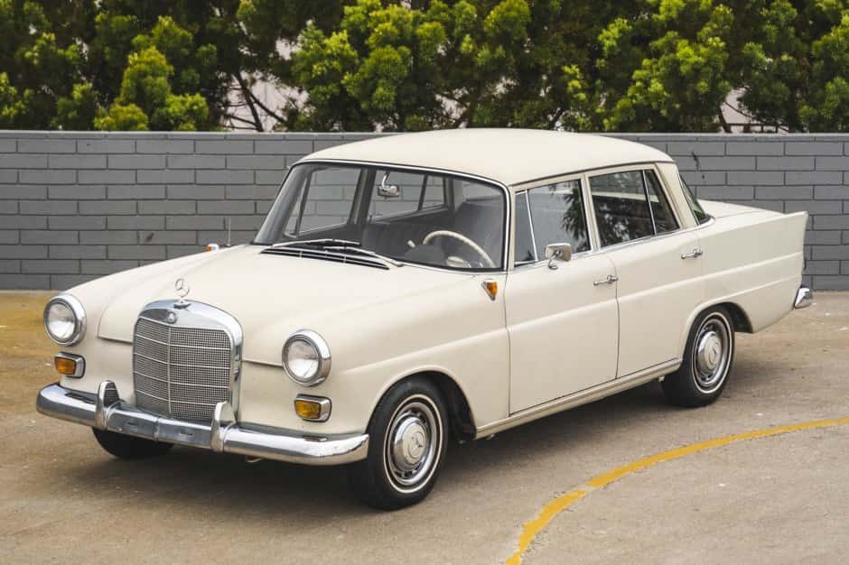 1965 Mercedes-Benz W110 sold for $6,657