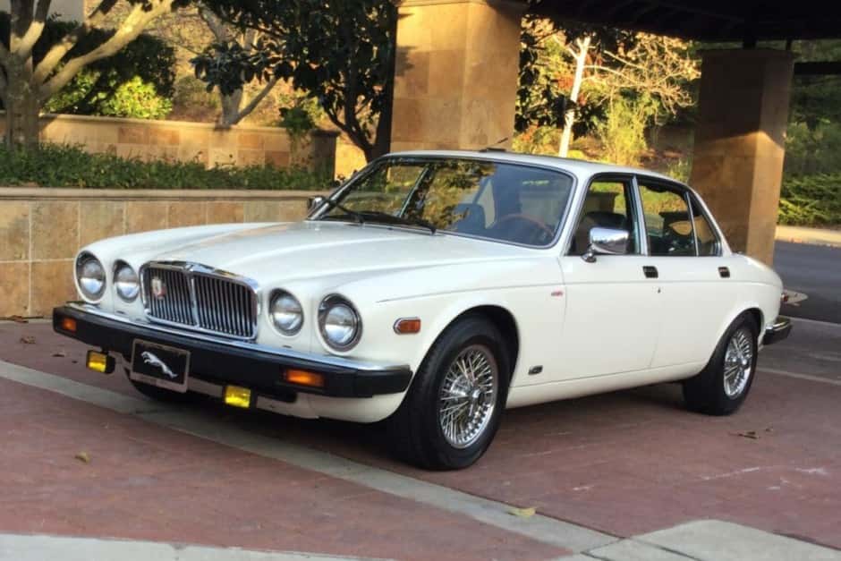 1983 Jaguar XJ Series 3 (1980-1992) sold for $6,200