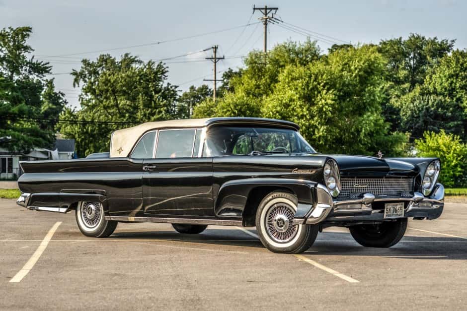 1958 Lincoln Continental (1958-1960) sold for $33,000
