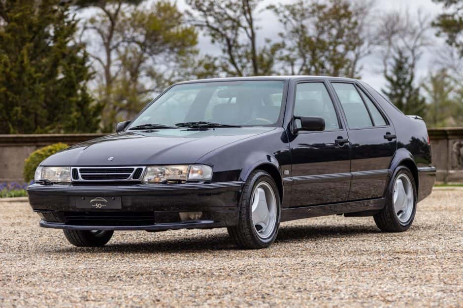 1997 Saab 9000 sold for $11,555