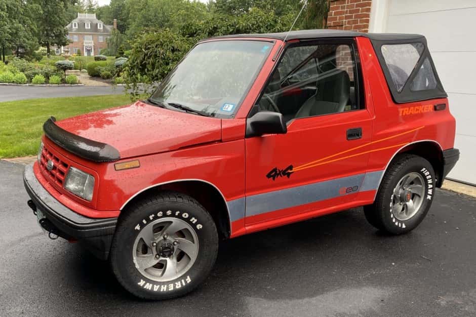 1991 Geo Tracker/Suzuki Sidekick sold for $16,750