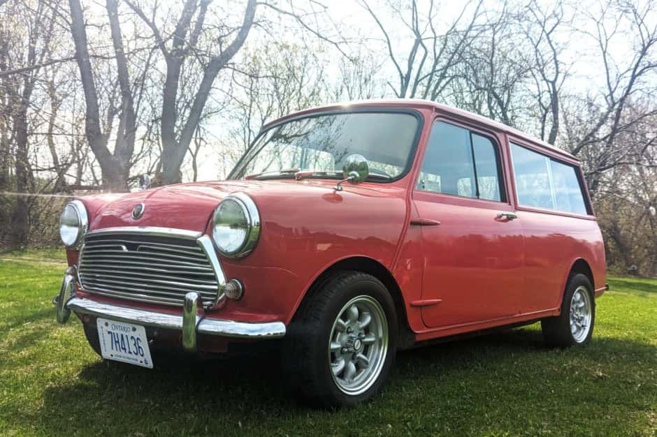 1968 Mini Mk I & Mk II sold for $9,111