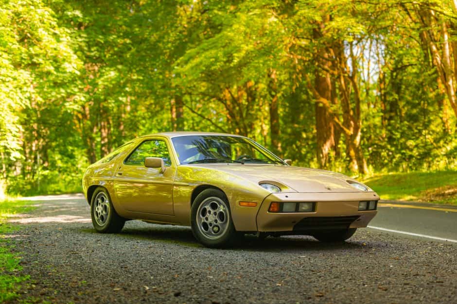 1980 Porsche 928 sold for $14,000