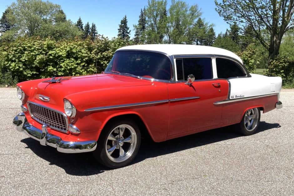1955 Chevrolet Bel Air sold for $30,500