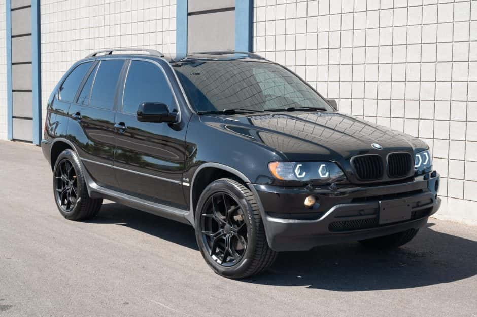 2002 BMW X5 sold for $10,500