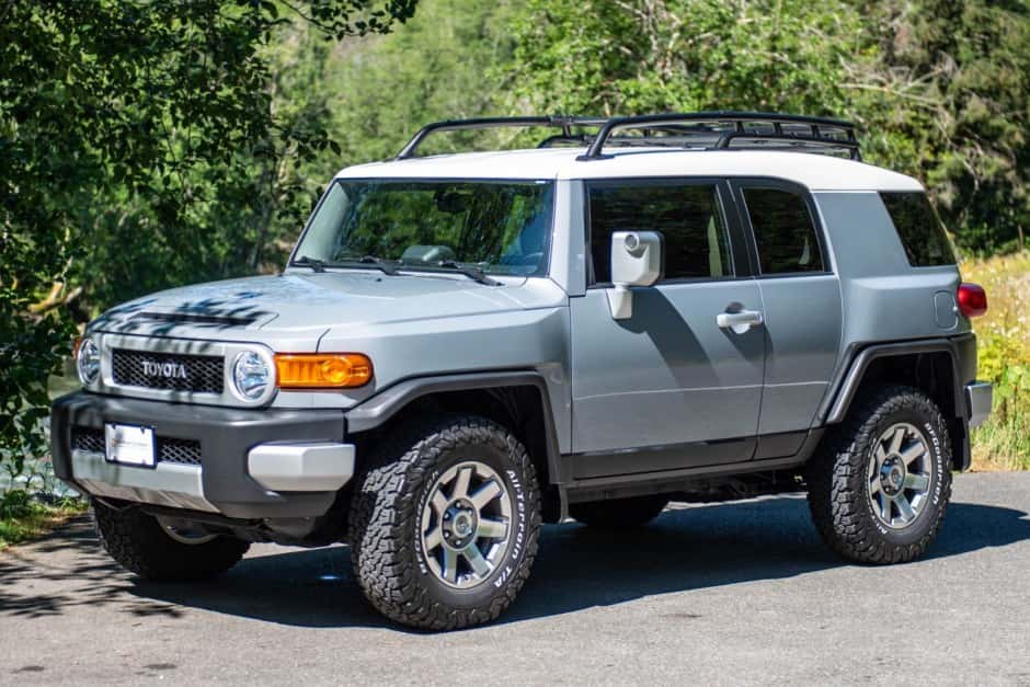 2014 Toyota FJ Cruiser sold for $43,000