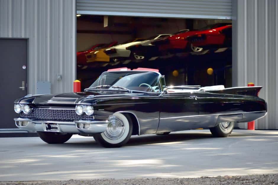 1960 Cadillac Series 62 sold for $105,000