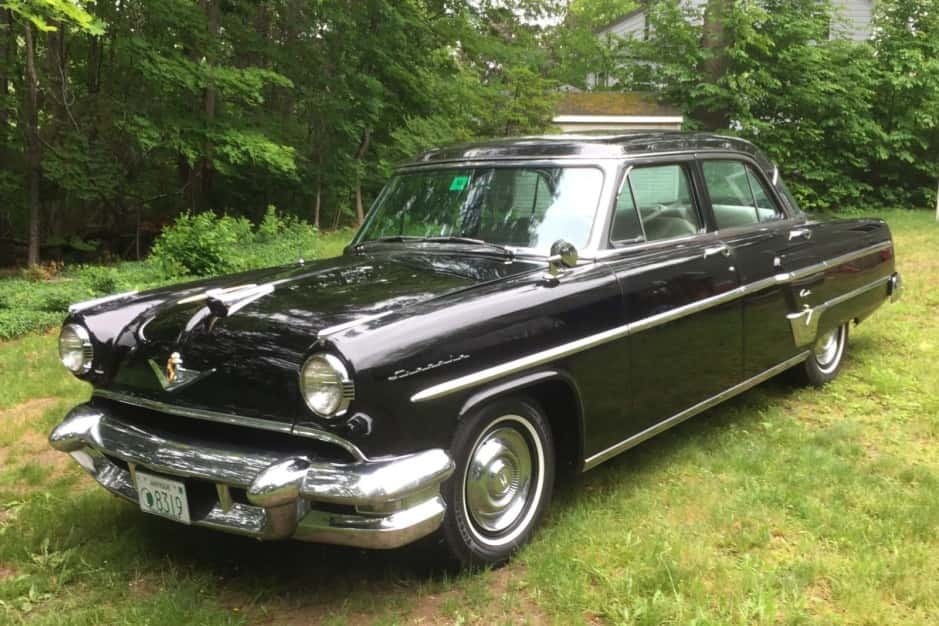 1954 Lincoln Capri sold for $9,000