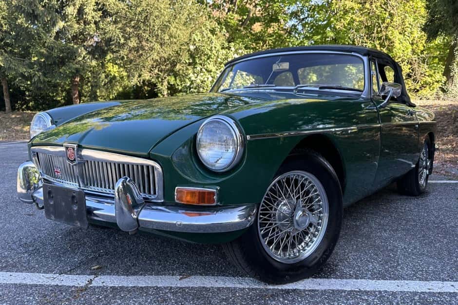 1968 MG MGB sold for $16,000