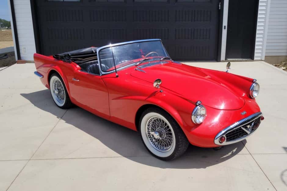 1960 Daimler SP250 sold for $20,250