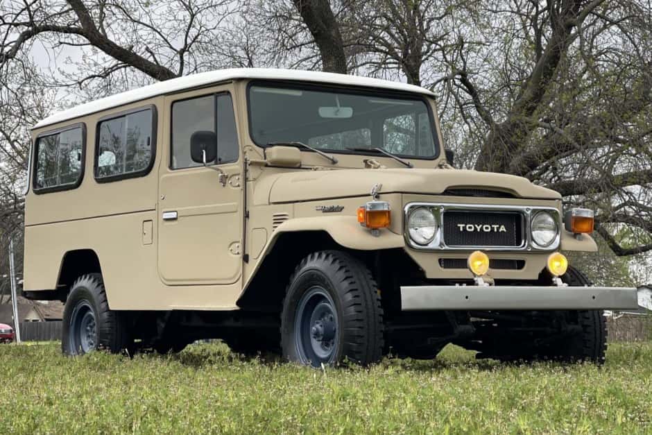 1982 Toyota Land Cruiser FJ45 sold for $35,000