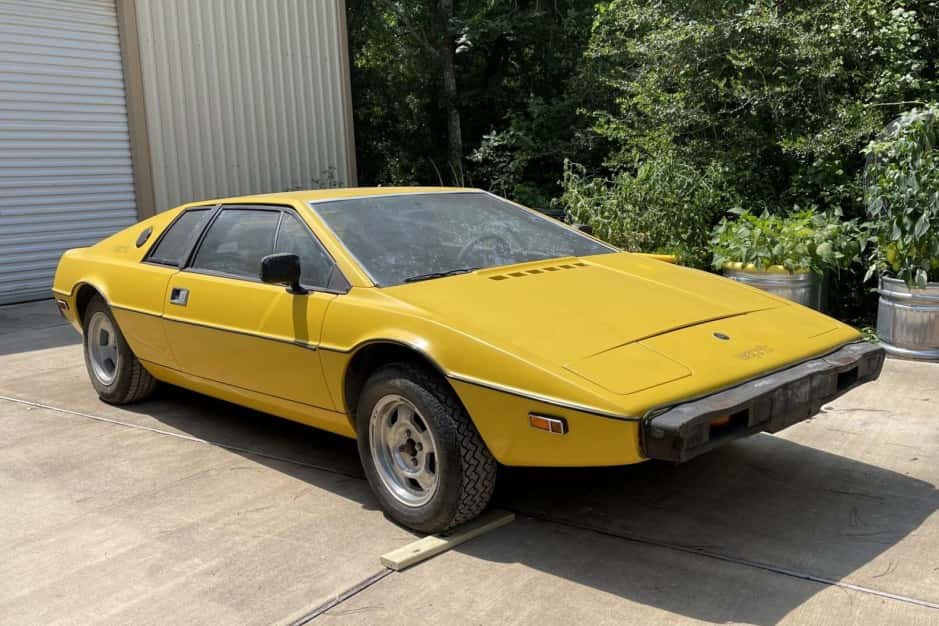 1978 Lotus Esprit sold for $9,000