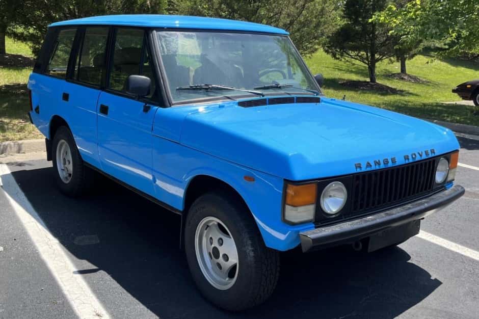 1984 Land Rover Range Rover Classic sold for $23,000