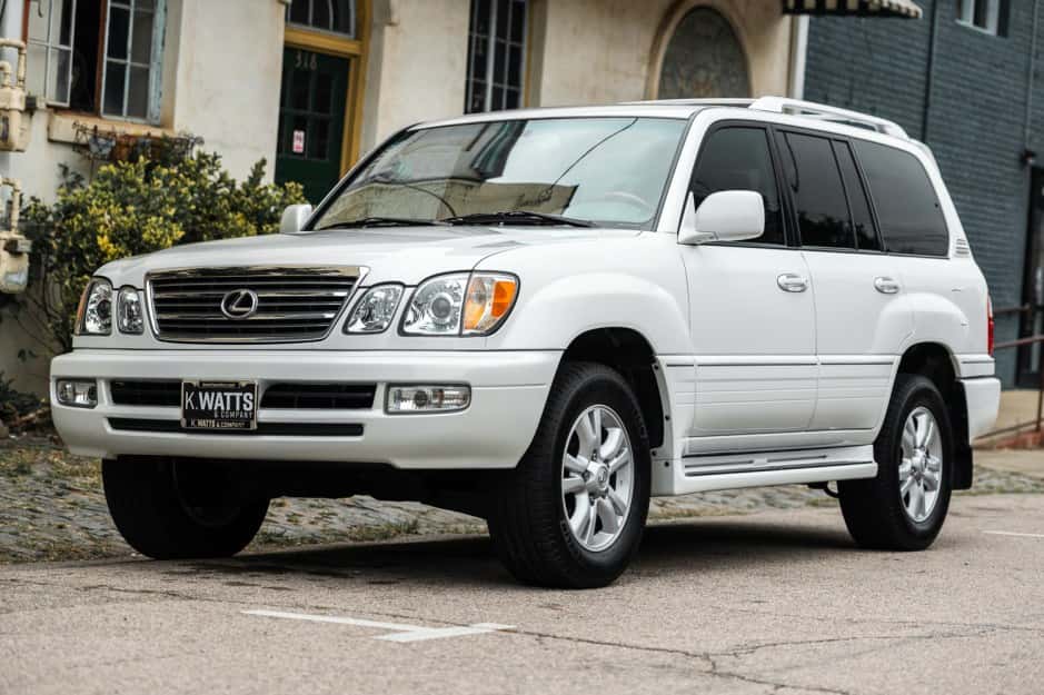 2004 Lexus LX470 sold for $42,000