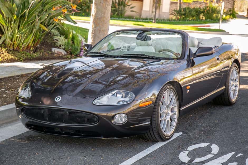 2006 Jaguar XKR sold for $16,400