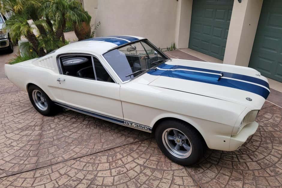 1965 Shelby Mustang GT350 & GT500 sold for $295,000