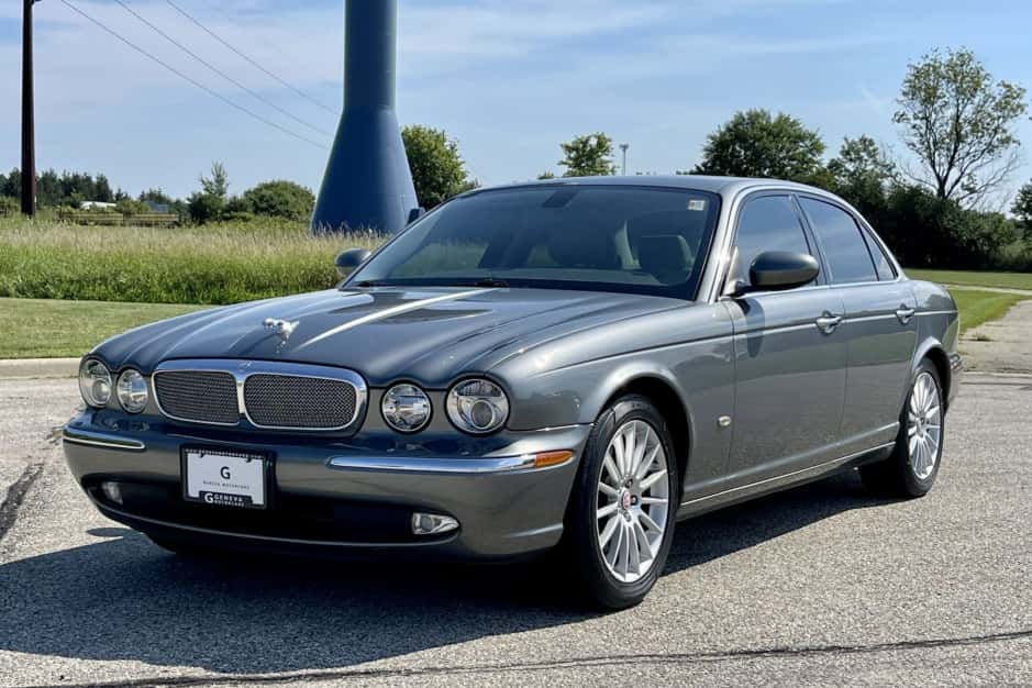 2006 Jaguar X350/X356/X358 XJ (2004-2009) sold for $12,213