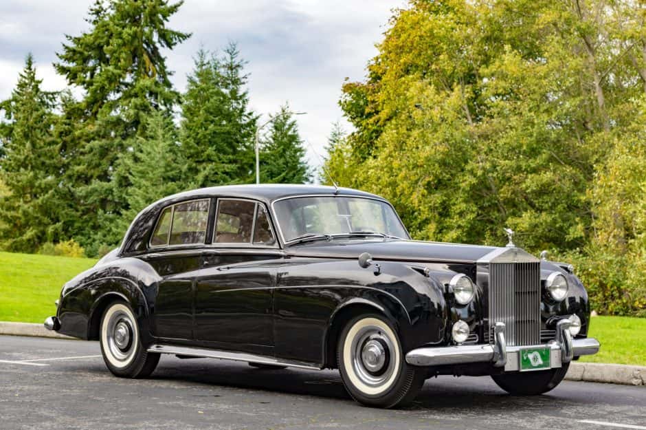 1956 Rolls-Royce Silver Cloud & Phantom V sold for $37,000
