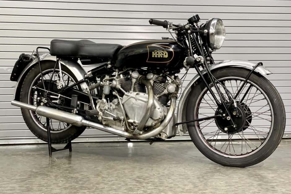 1946 Vincent Rapide sold for $60,000